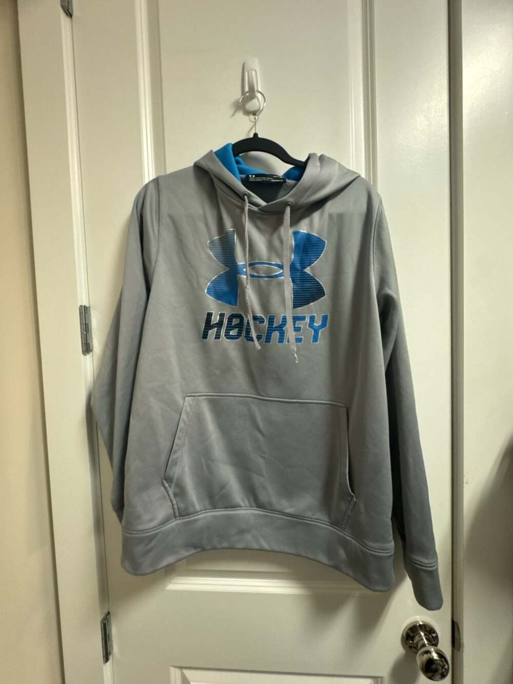 Under Armour Hockey Wordmark 2.0 Hoodie Size MD Gray Blue